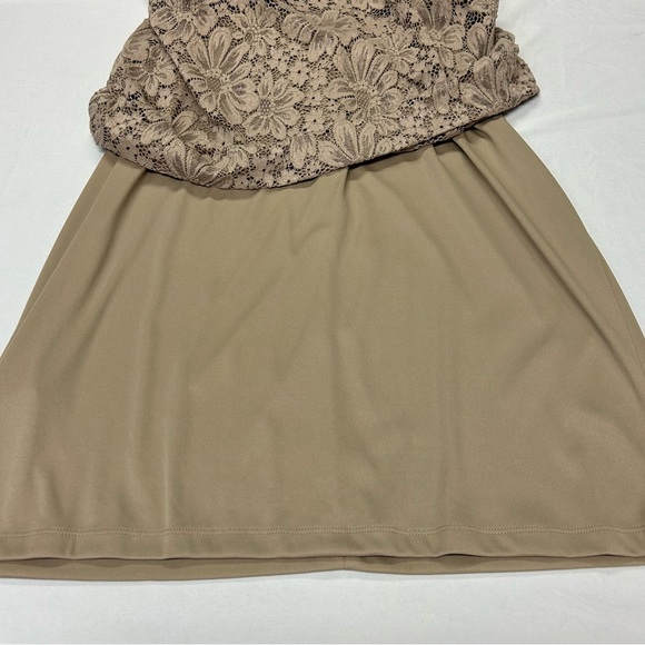 Calvin Klein Sleeveless Sheath Dress Size 14 Ruched Stretch Floral Lace Taupe - Picture 7 of 14
